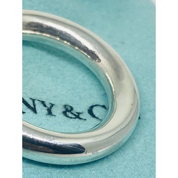 Return to Tiffany®:Hoop Earrings in Sterling Silver with  Tiffany & Co. Sterling Silver Smooth Post Hoop Earring 32MM SINGLE